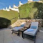 Private Garden Oasis Bbq, Pool, Walk To *
